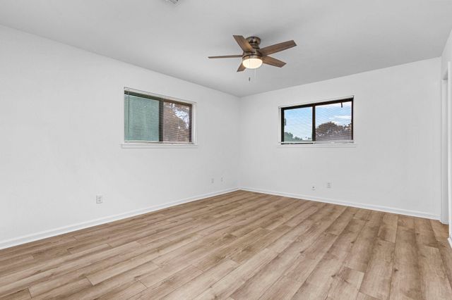 107 Bledsoe Street, Prairie View, TX 77445