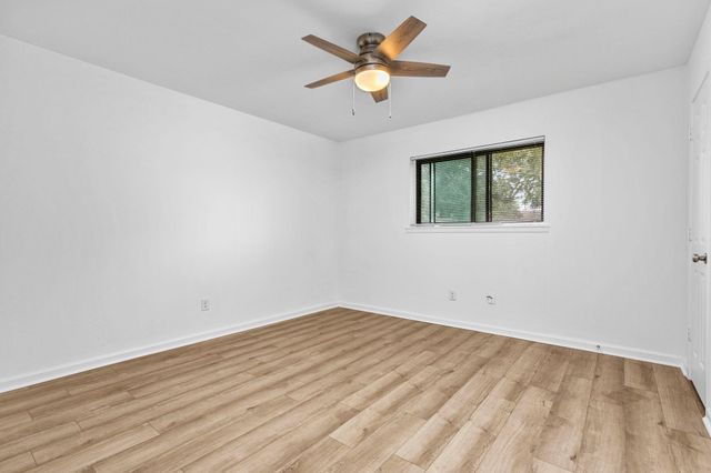 107 Bledsoe Street, Prairie View, TX 77445