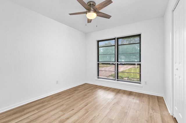 107 Bledsoe Street, Prairie View, TX 77445