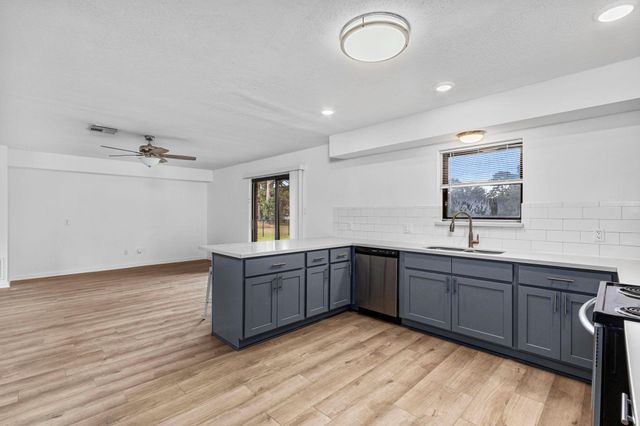 107 Bledsoe Street, Prairie View, TX 77445