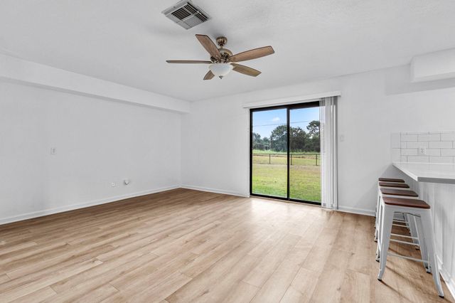 107 Bledsoe Street, Prairie View, TX 77445