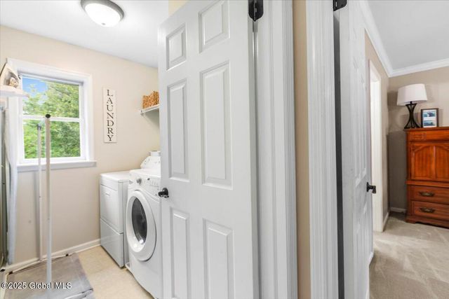 20 Goldfield Lane, Clifton Park, NY 12148