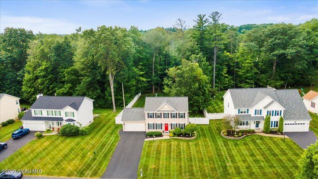 20 Goldfield Lane, Clifton Park, NY 12148