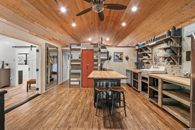 9055 Rebecca Creek Rd, Spring Branch, TX 78070