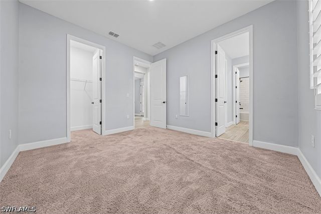 2038 Grove DR, Naples, FL 34120