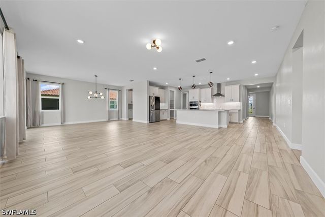 2038 Grove DR, Naples, FL 34120