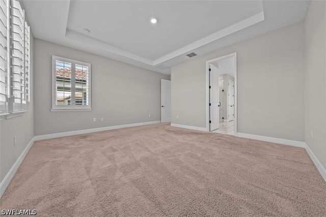 2038 Grove DR, Naples, FL 34120