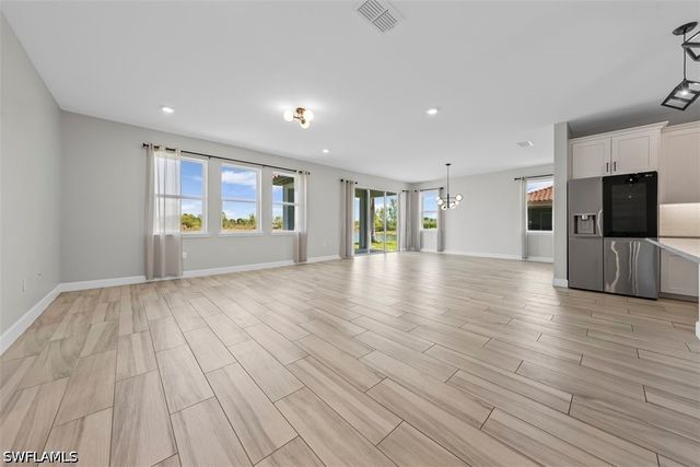 2038 Grove DR, Naples, FL 34120