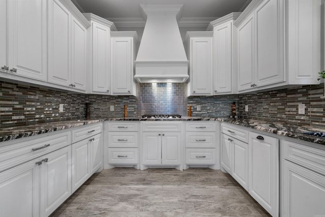 517 Stover Street, Hot Springs, AR 71913