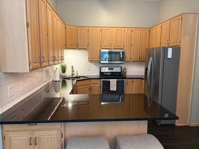 12572 Parkwood Drive, Burnsville, MN 55337