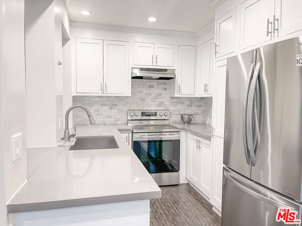 1117 S Bedford Street 204, Los Angeles, CA 90035