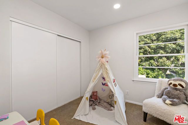 620 N Cherokee Avenue, Los Angeles, CA 90004