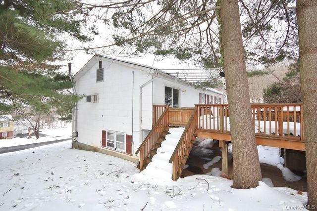 887 Stockton Road, Valley Cottage, NY 10989