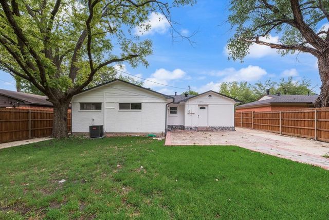 1406 Highland Street, Mesquite, TX 75149