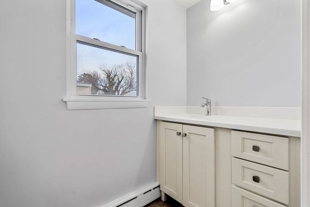 119 Pebble St, Fall River, MA 02721