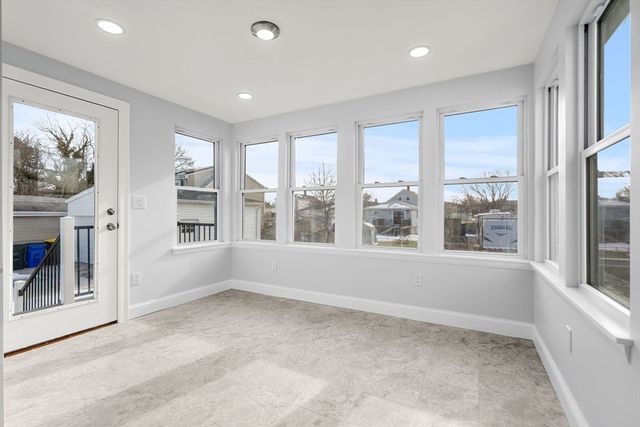 119 Pebble St, Fall River, MA 02721