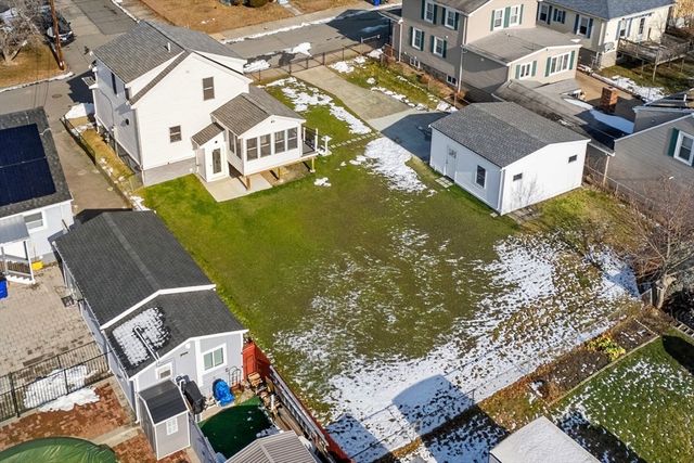 119 Pebble St, Fall River, MA 02721