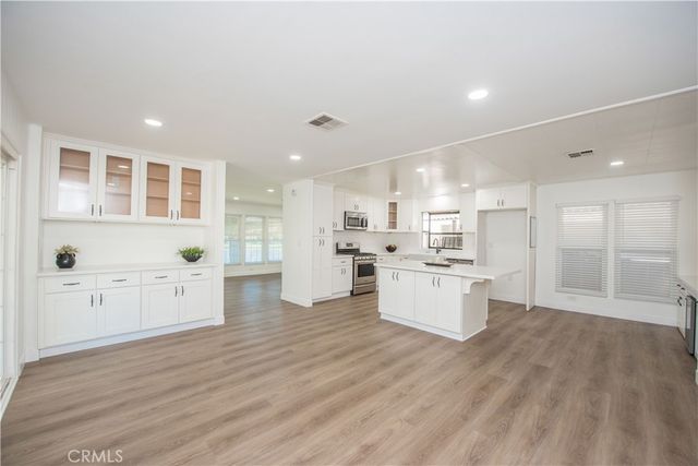 14036 Lake View Drive 143, La Mirada, CA 90638