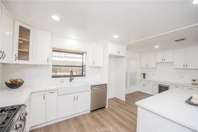 14036 Lake View Drive 143, La Mirada, CA 90638