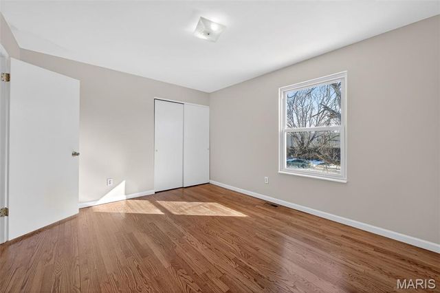 2233 Campus Drive, St Charles, MO 63301