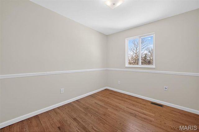 2233 Campus Drive, St Charles, MO 63301