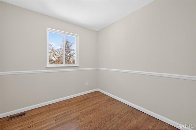 2233 Campus Drive, St Charles, MO 63301