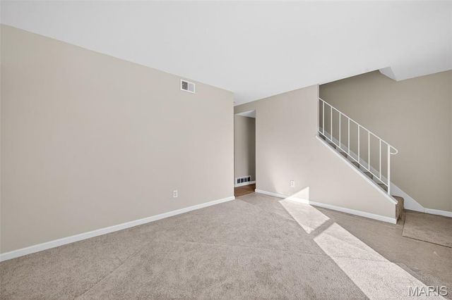 2233 Campus Drive, St Charles, MO 63301