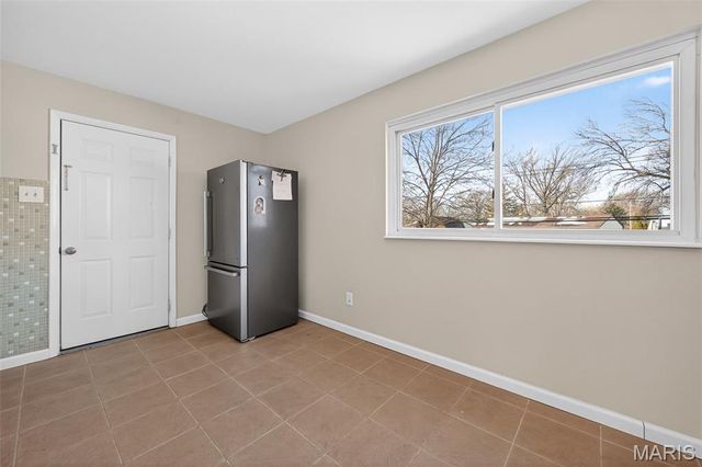 2233 Campus Drive, St Charles, MO 63301