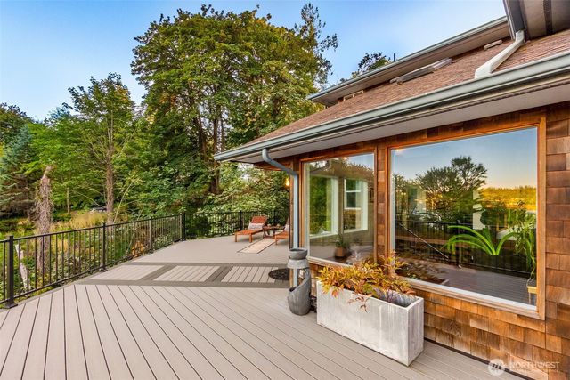 1111 Woodard Avenue NW, Olympia, WA 98502