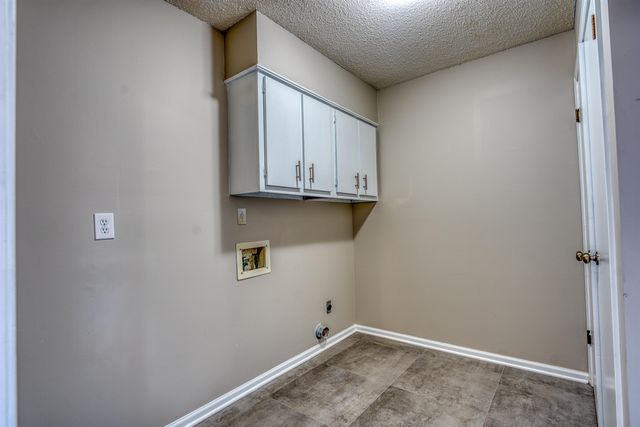 2455 BARBARO DR, Bartlett, TN 38134