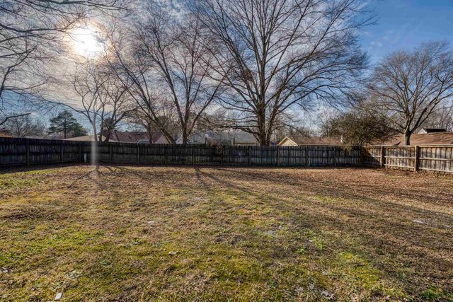 2455 BARBARO DR, Bartlett, TN 38134