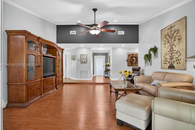 10681 Greenbriar Ct, Boca Raton, FL 33498