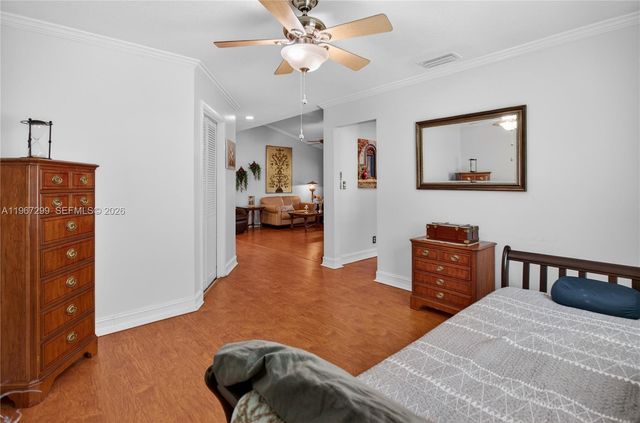 10681 Greenbriar Ct, Boca Raton, FL 33498