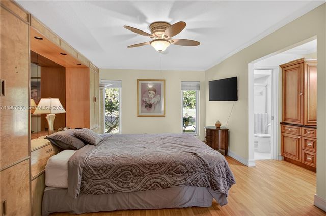 10681 Greenbriar Ct, Boca Raton, FL 33498