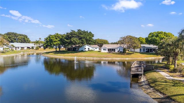 10681 Greenbriar Ct, Boca Raton, FL 33498