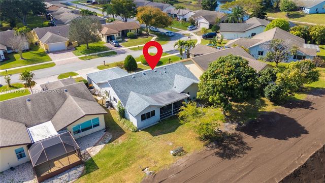 10681 Greenbriar Ct, Boca Raton, FL 33498