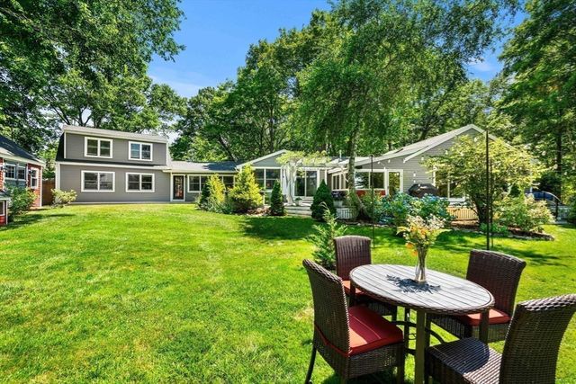 10 Old Rowley Rd, Newbury, MA 01951