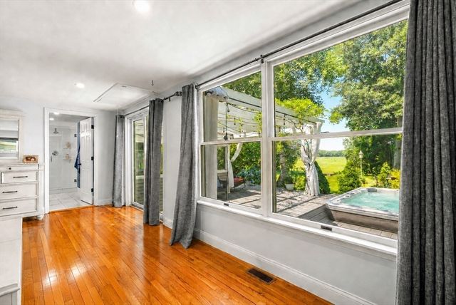 10 Old Rowley Rd, Newbury, MA 01951