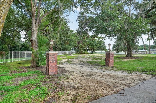600 OLD EUSTIS ROAD, Mount Dora, FL 32757