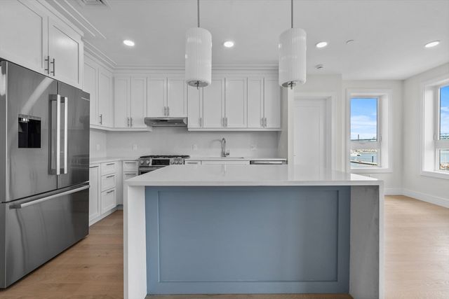 301 Border Street 601, Boston, MA 02128