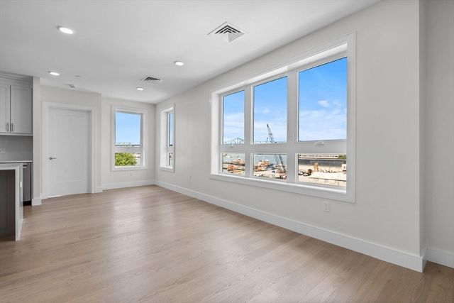 301 Border Street 601, Boston, MA 02128