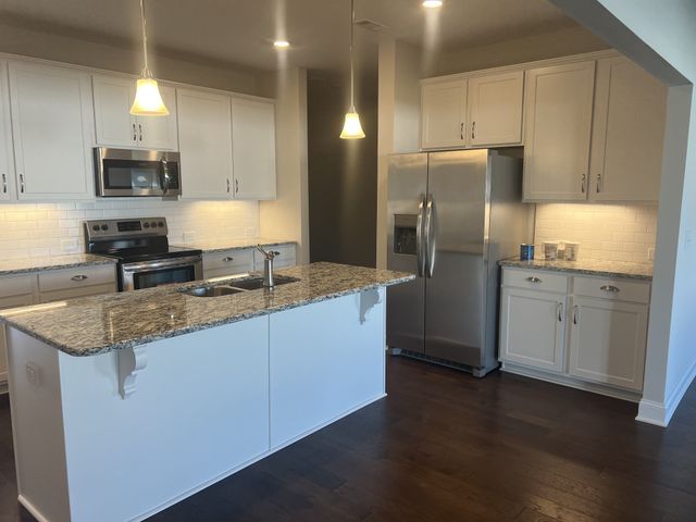 2429 Laurelstone Dr, Murfreesboro, TN 37130