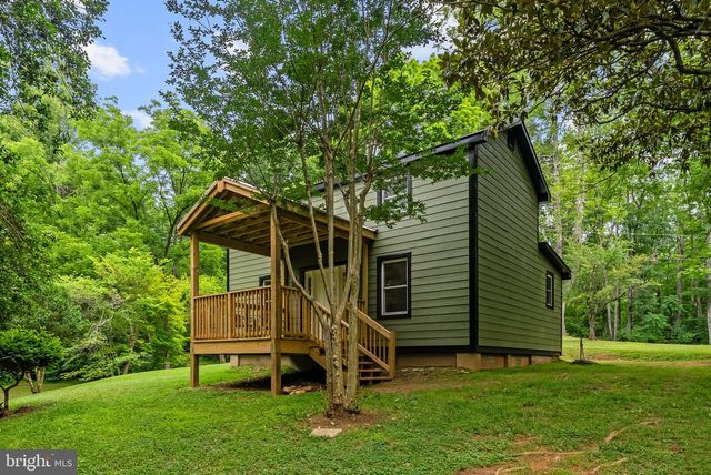 2303 W HOOVER RD, Haywood, VA 22722