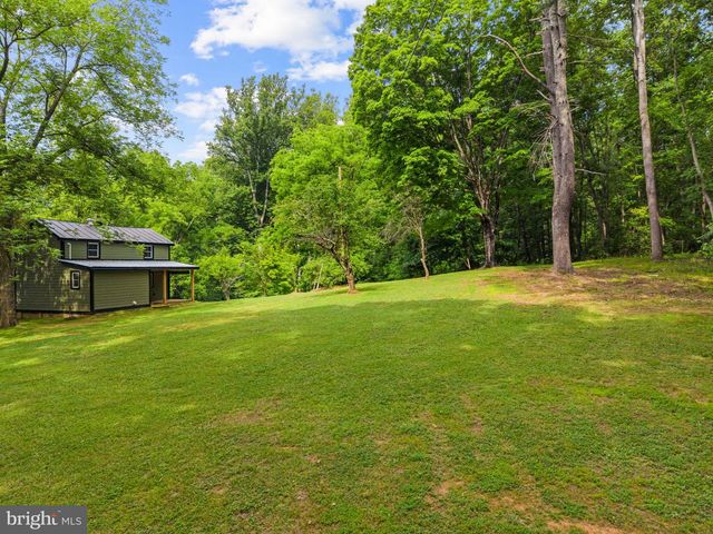 2303 W HOOVER RD, Haywood, VA 22722