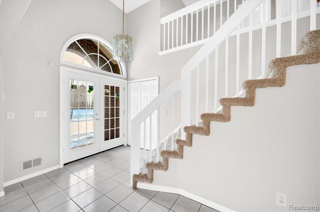 1468 Stauch Drive, West Bloomfield, MI 48324