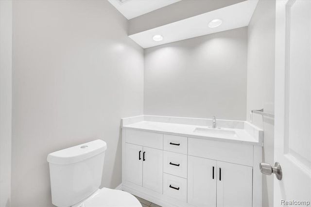 1468 Stauch Drive, West Bloomfield, MI 48324