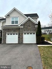 2133 JULIA DR, Conshohocken, PA 19428
