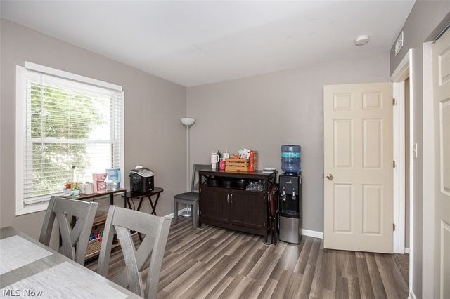 2324 Suncrest Drive, Cuyahoga Falls, OH 44221