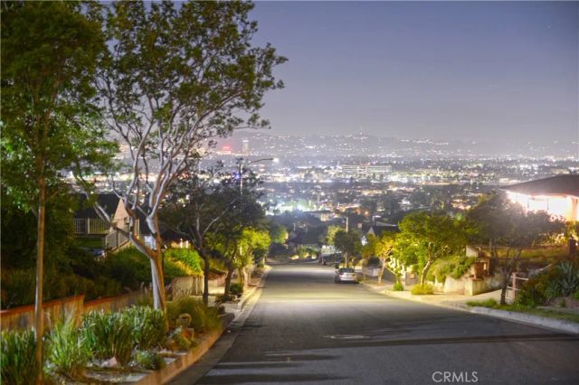 924 Irving Drive, Burbank, CA 91504