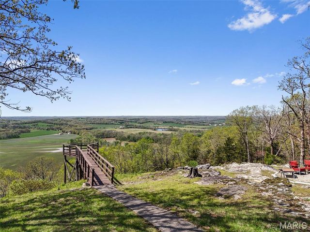 1849 Benson Road, Hermann, MO 65041